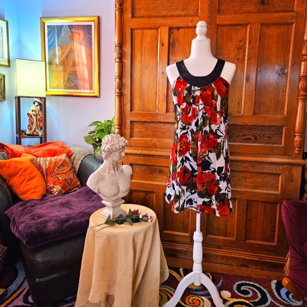 Modern Love design. Rose floral swing dress. Size 8